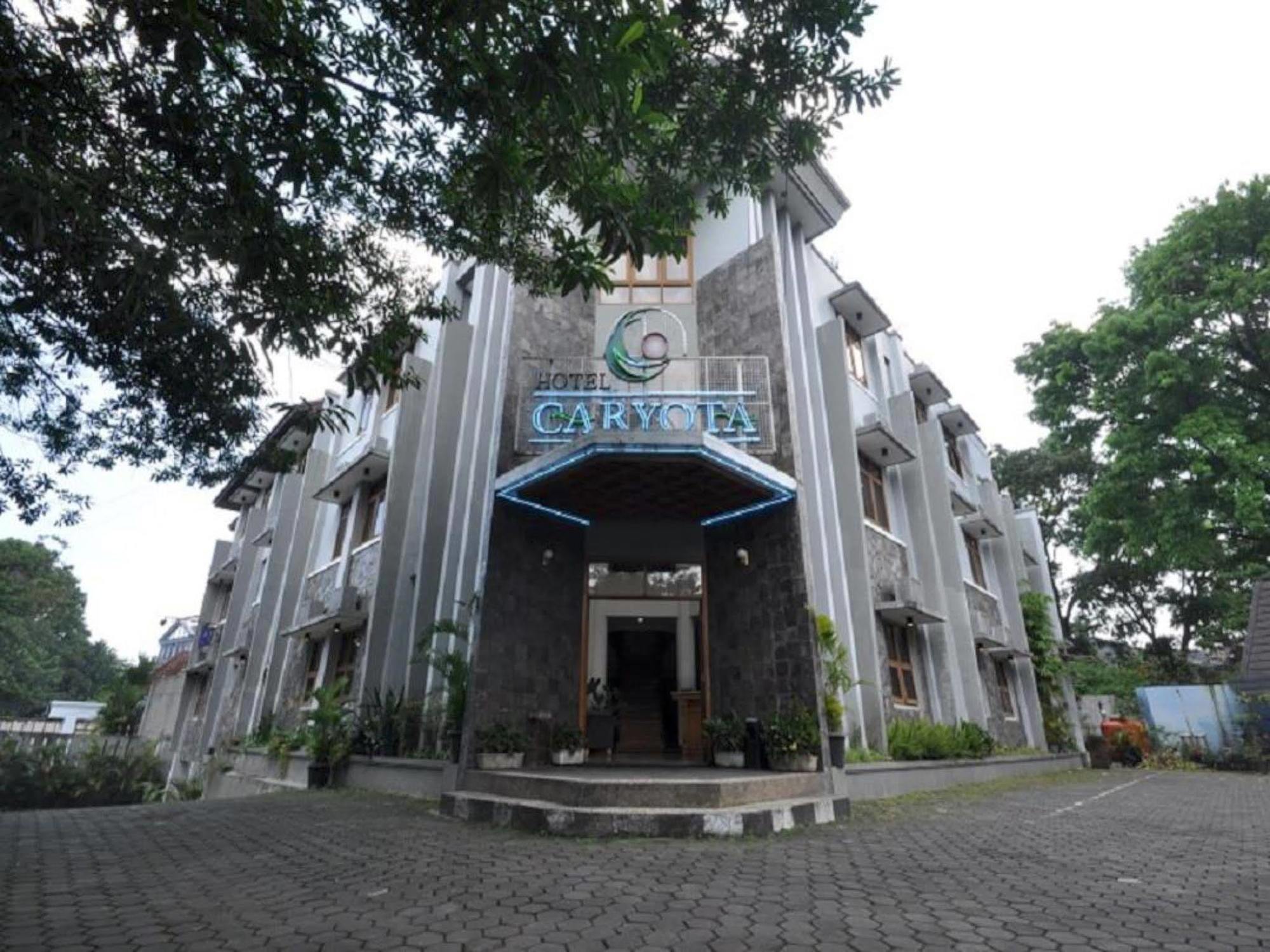Caryota Hotel Bandung Buitenkant foto